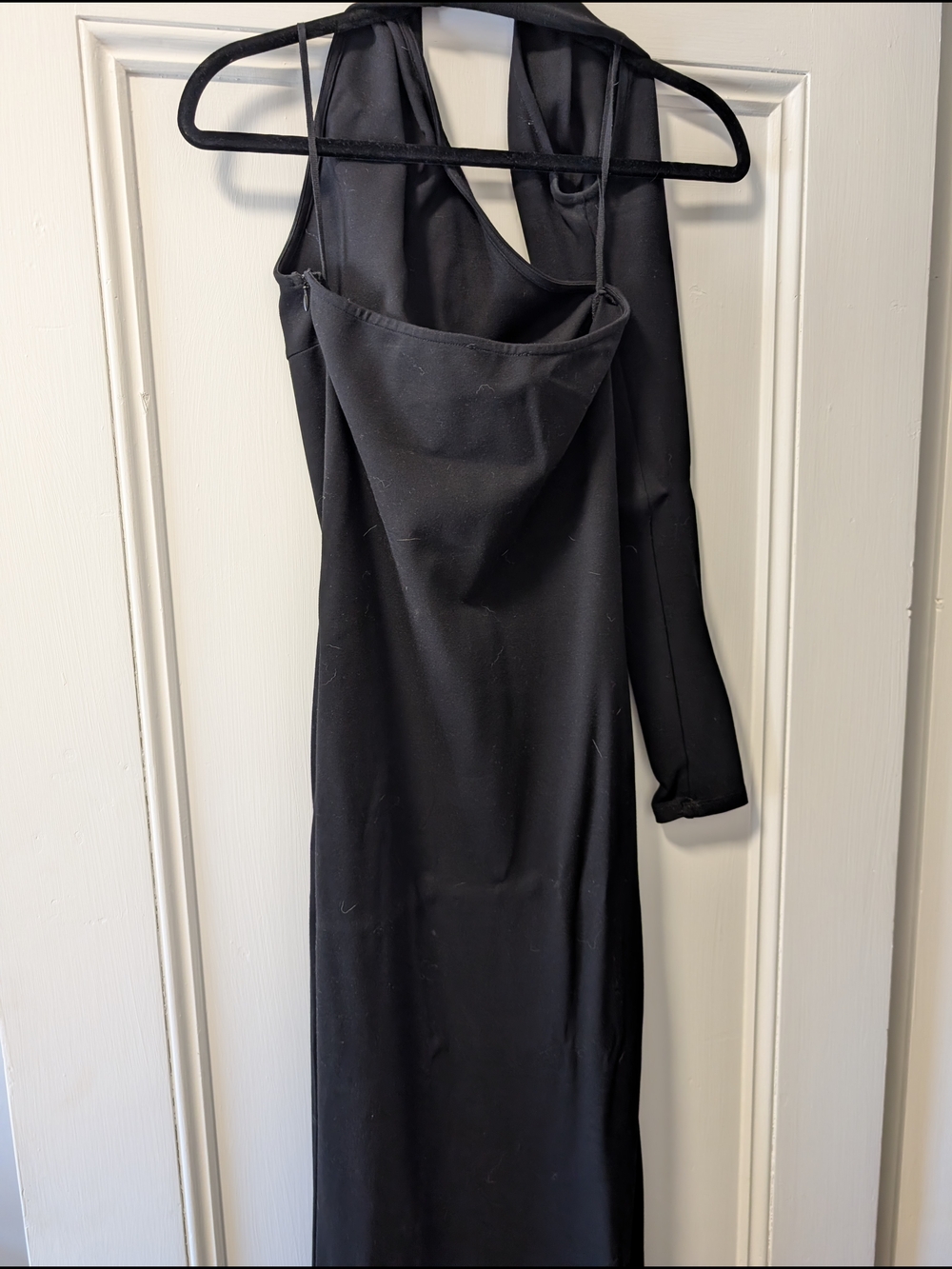 Black One-Shoulder Evening Dress